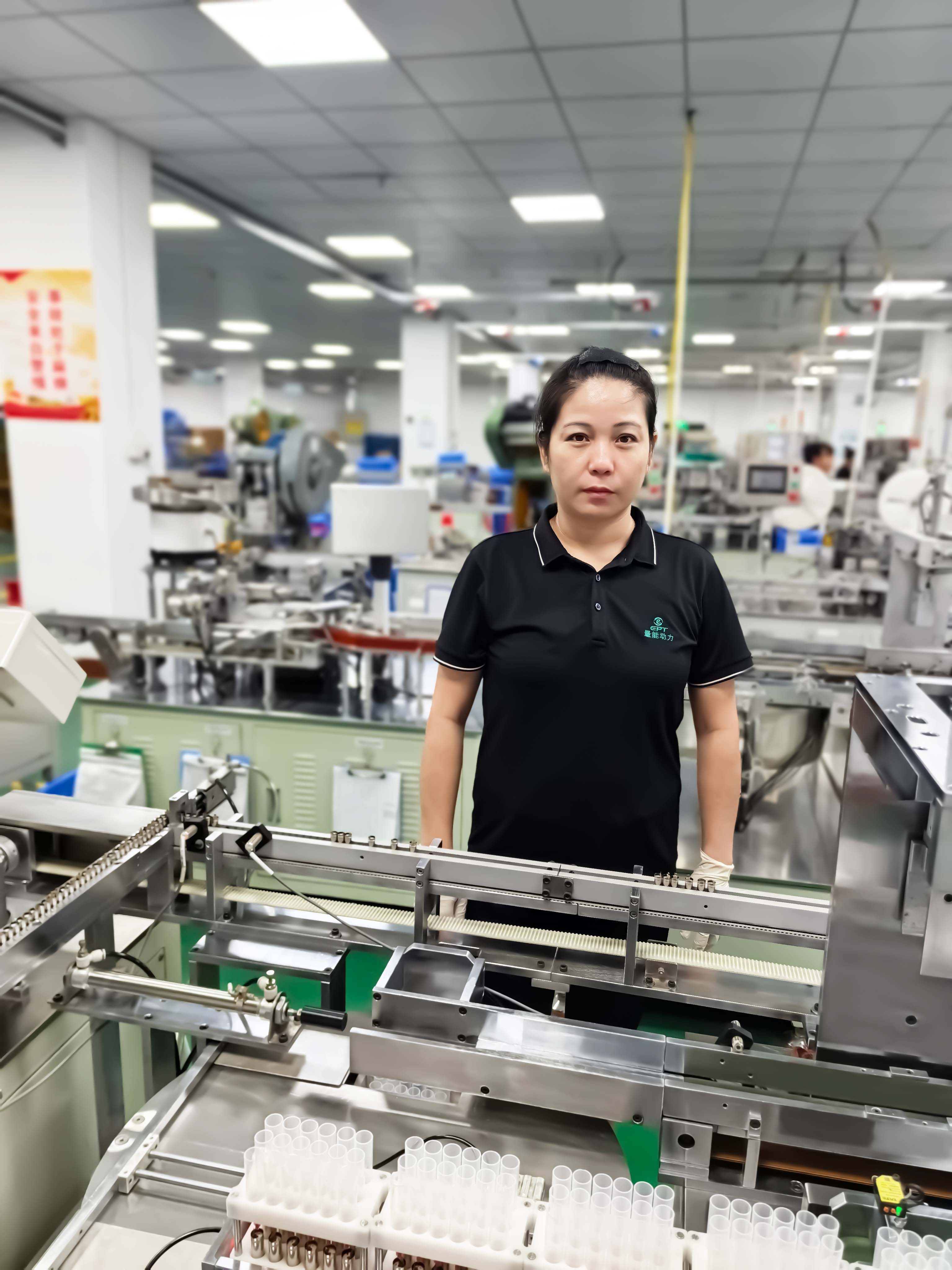 電池工人 電池工人